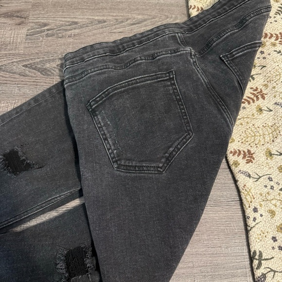 Bootlegger Thrifted Jeans, Size 32. - Picture 5 of 6